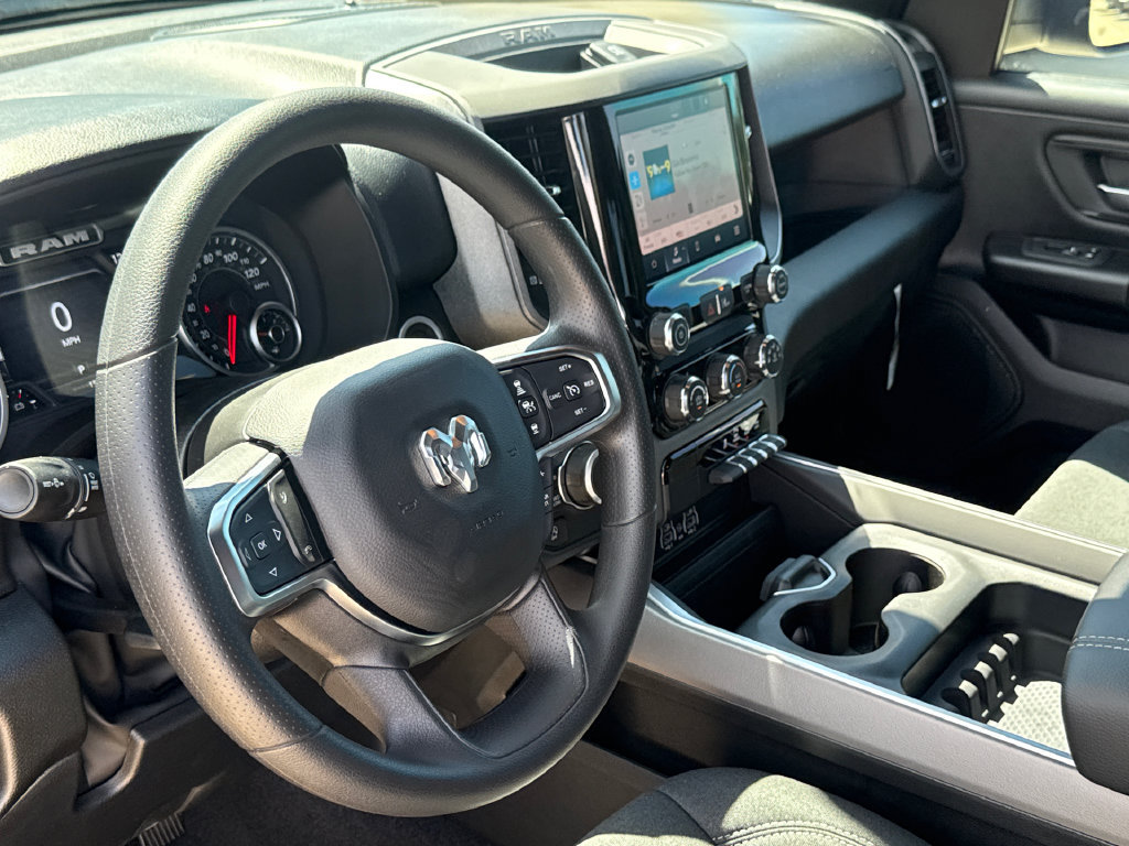 New 2027 RAM 1500 Express AWD/4WD image 18