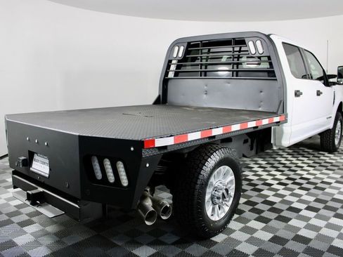 Used 2022 Ford F350 XLT w/ XLT Value Package image 8