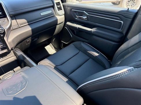 New 2026 RAM 1500 Laramie AWD/4WD image 19