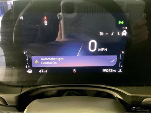 Used 2025 Buick Envista Sport Touring FWD image 20