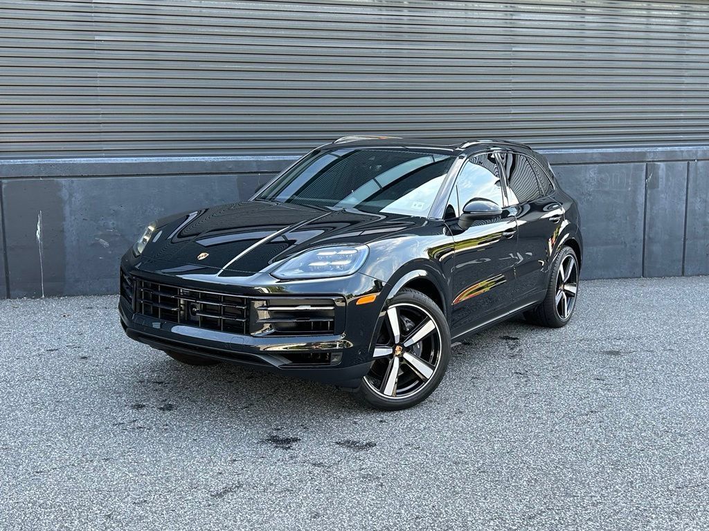 Certified 2025 Porsche Cayenne AWD/4WD image 1