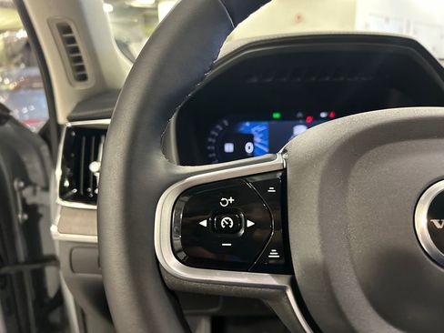 Used 2026 Volvo XC90 B6 Ultra w/ Protection Package image 13