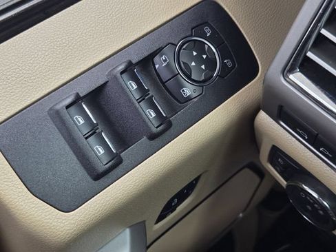 Used 2016 Ford F150 Lariat w/ Equipment Group 502A Luxury RWD image 21