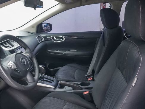 Used 2016 Nissan Sentra SV FWD image 17