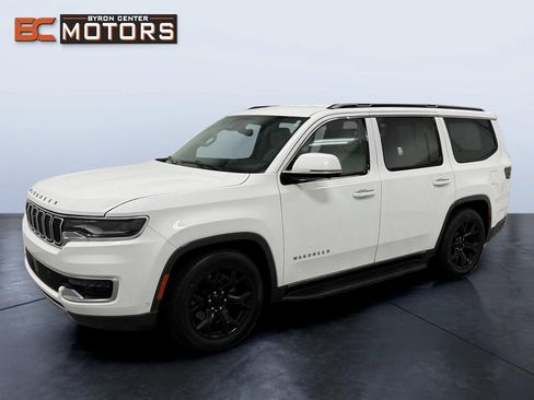 Used 2022 Jeep Wagoneer Series II w/ Convenience Group I AWD/4WD image 1