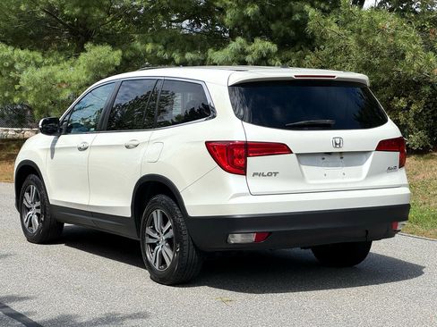 Used 2017 Honda Pilot EX-L image 4