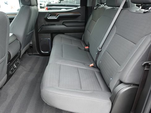 Used 2024 Chevrolet Silverado 1500 LT AWD/4WD image 23