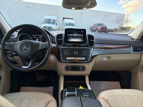 Certified 2019 Mercedes-Benz GLS 450 4MATIC image 16