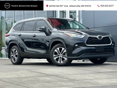 Used 2020 Toyota Highlander XLE