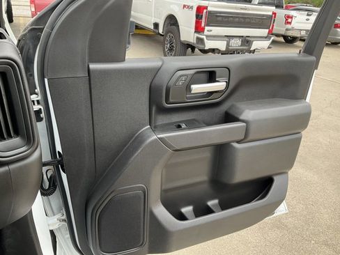 Used 2025 Chevrolet Silverado 2500 Custom w/ Custom Value Package AWD/4WD image 23
