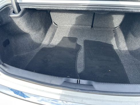 Used 2021 Chrysler 300 Touring L image 21