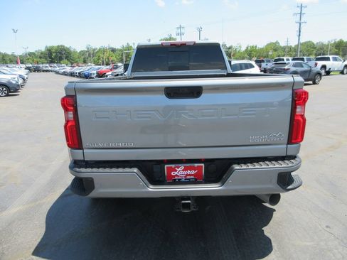 Used 2024 Chevrolet Silverado 3500 High Country w/ High Country Premium Package AWD/4WD image 7