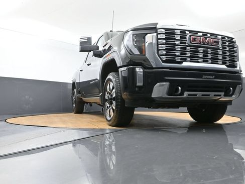 Used 2024 GMC Sierra 2500 Denali w/ Denali Reserve Package AWD/4WD image 54