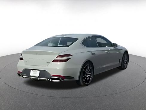 Used 2025 Genesis G70 2.5T image 10