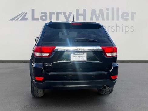 Used 2012 Jeep Grand Cherokee Laredo image 4