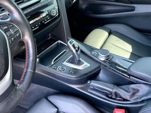 Used 2018 BMW 430i Coupe w/ Premium Package RWD image 15