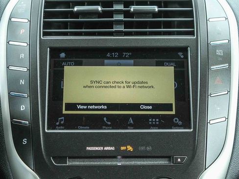 Used 2019 Lincoln MKC Reserve w/ MKC Technology Package FWD image 18