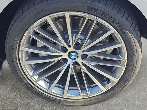 Used 2017 BMW 540i image 32