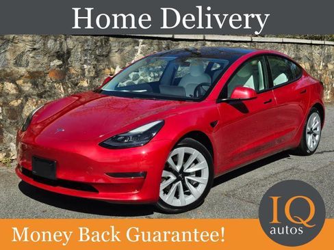 Used 2023 Tesla Model 3 Standard Range image 1
