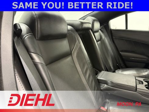 Used 2019 Dodge Charger SXT w/ Plus Group image 9