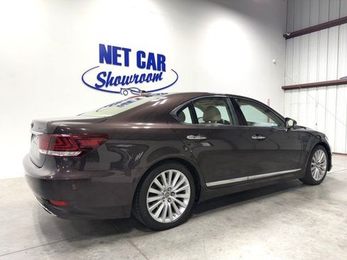 Used 2013 Lexus LS 460 w/ Ultra Luxury Pkg RWD image 9