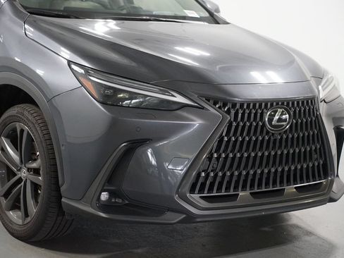 Used 2025 Lexus NX 450h+ AWD w/ Accessory Package (2T) image 4