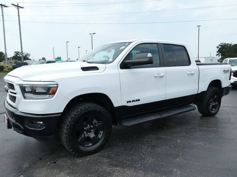 Used 2022 RAM 1500 Big Horn AWD/4WD image 8