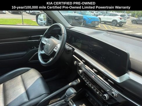 Certified 2025 Kia Telluride S FWD image 15