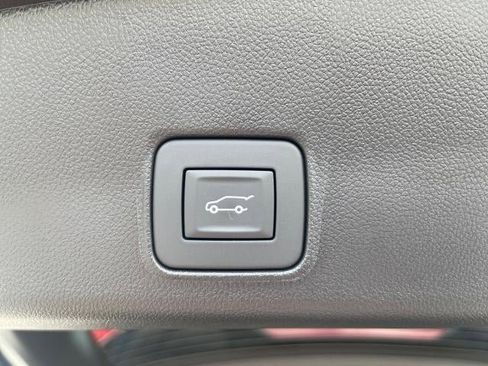 New 2026 Chevrolet TrailBlazer LT w/ Convenience Package FWD image 18