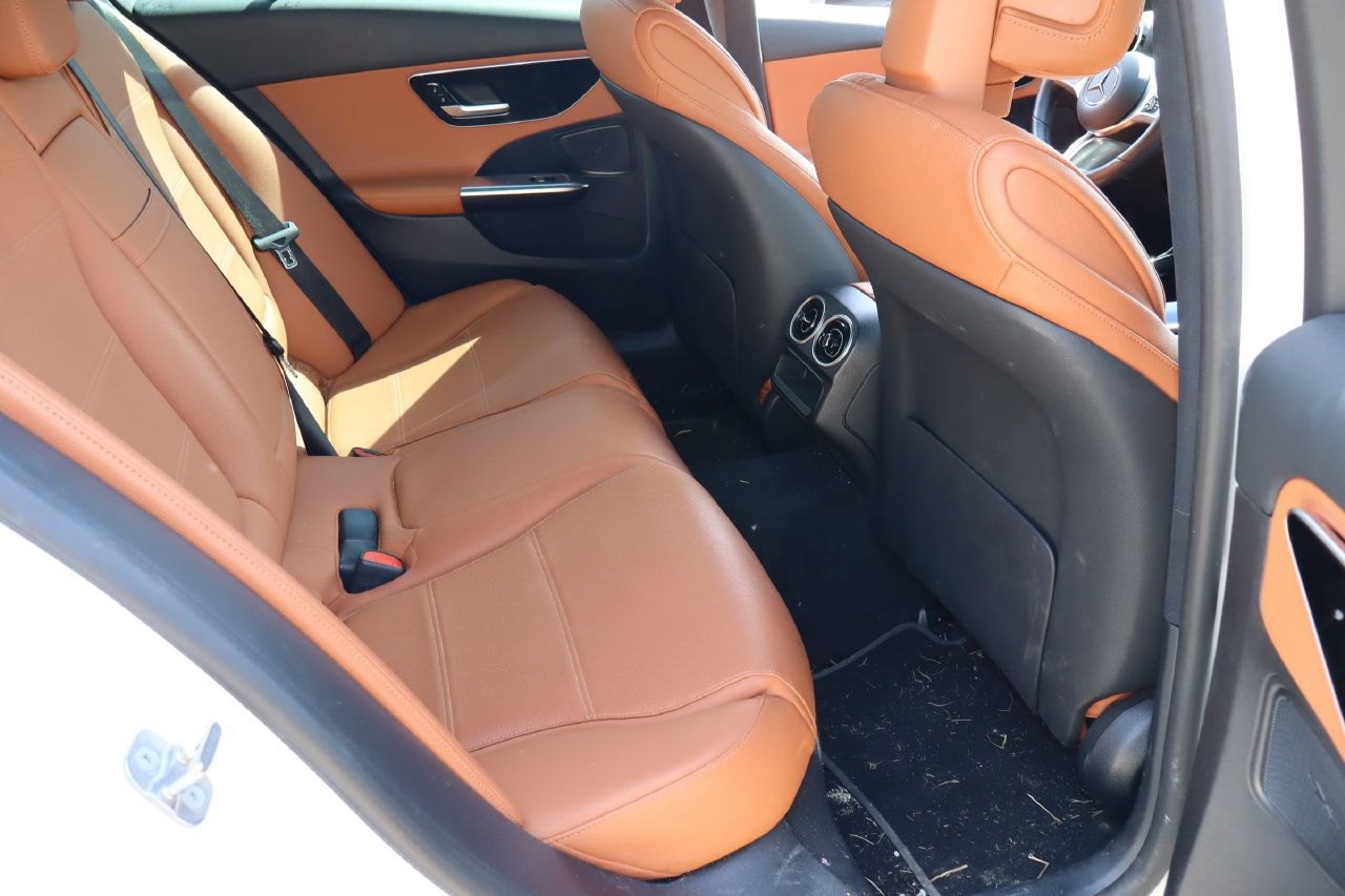 Used 2024 Mercedes-Benz C 300 4MATIC Sedan image 18