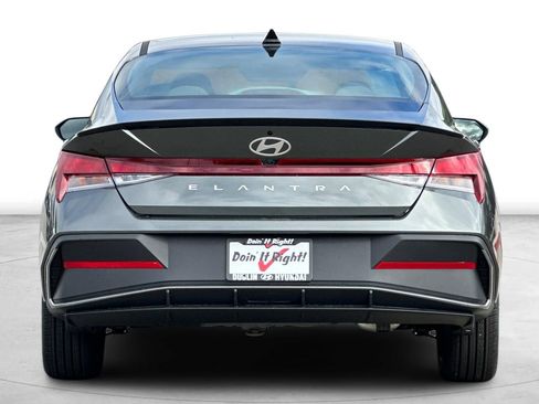 Used 2026 Hyundai Elantra Sport FWD image 6