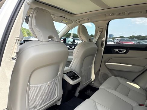 New 2026 Volvo XC60 B5 Ultra w/ Protection Package Premier image 23