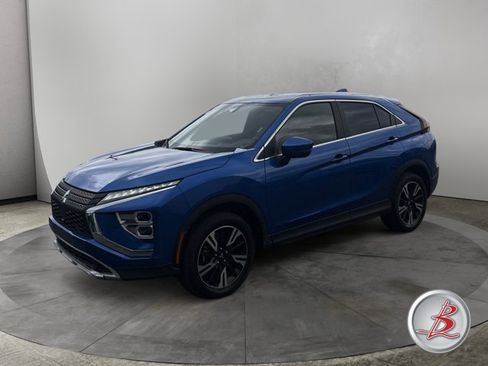 Used 2025 Mitsubishi Eclipse Cross AWD image 3