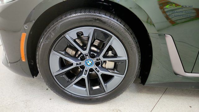 Used 2024 BMW i4 eDrive35 w/ Premium Package RWD image 81