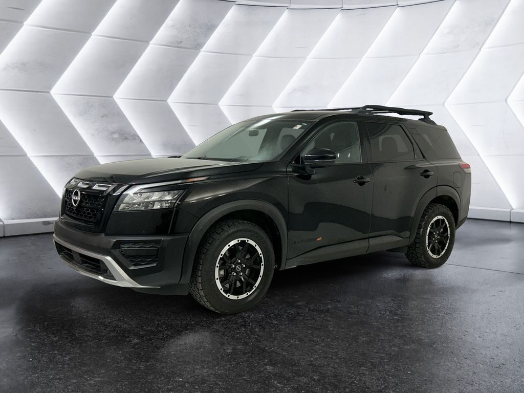 Used 2023 Nissan Pathfinder Rock Creek AWD/4WD image 3