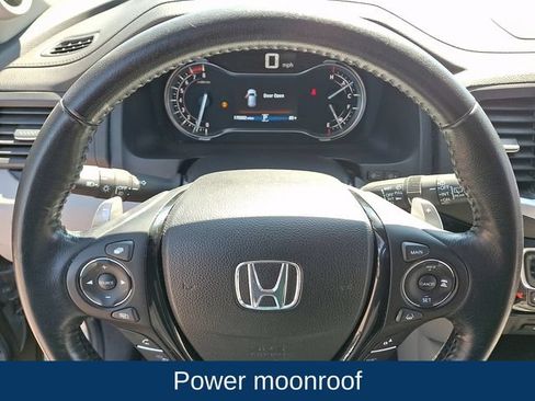 Used 2016 Honda Pilot Touring image 4