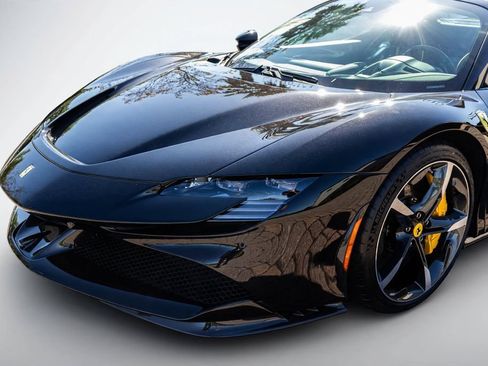 Certified 2025 Ferrari SF90 Spider AWD/4WD image 31
