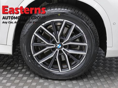 Used 2023 BMW X1 xDrive28i w/ M Sport Package AWD/4WD image 31
