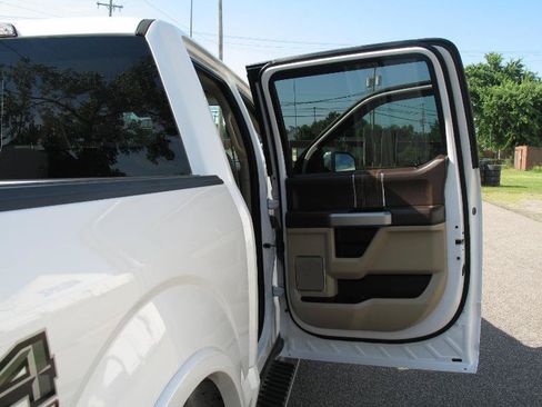 Used 2018 Ford F150 Lariat AWD/4WD image 17