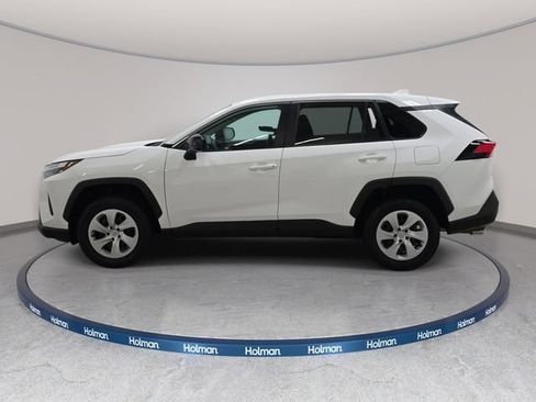 Used 2024 Toyota RAV4 LE FWD image 9