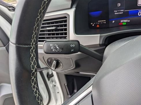 Certified 2022 Volkswagen Atlas SE image 33