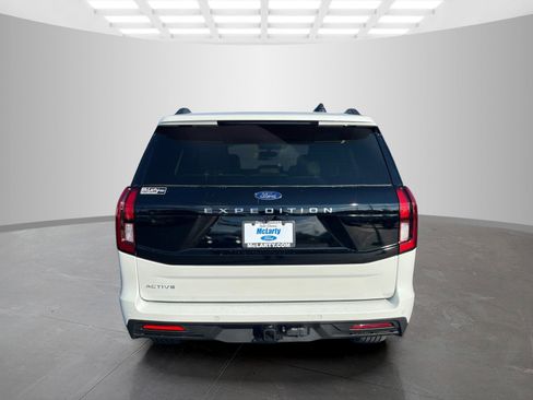 New 2025 Ford Expedition Active image 5