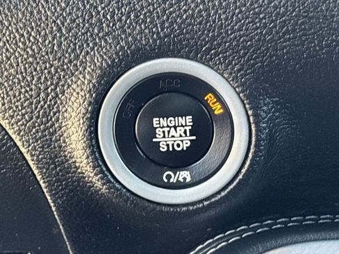 Used 2021 Dodge Challenger SXT w/ Blacktop Package image 19