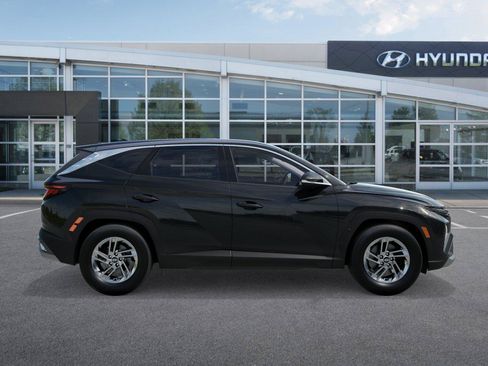 New 2026 Hyundai Tucson SE FWD image 7