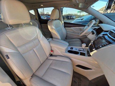 Used 2018 Nissan Murano Platinum image 19