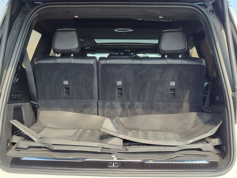 Used 2024 Jeep Grand Wagoneer Series III w/ Rear Seat Video Group 1 AWD/4WD image 21