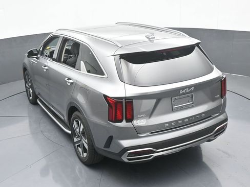 Used 2022 Kia Sorento EX w/ Panoramic Sunroof Package image 58