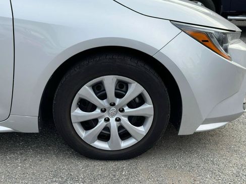 Used 2023 Toyota Corolla LE FWD image 37