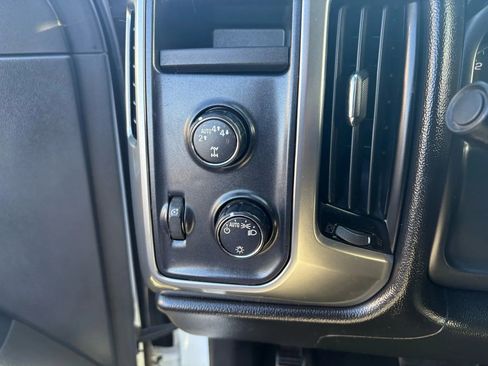 Used 2017 Chevrolet Silverado 1500 LT w/ LT Fleet Plus Package AWD/4WD image 13