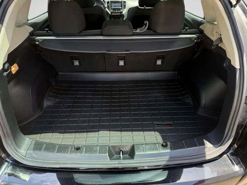 Used 2019 Subaru Impreza 2.0i Premium image 15